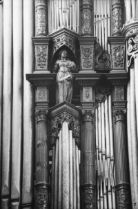Bois-le-Duc - Bolduque - St.Johns basilica - organ with statue