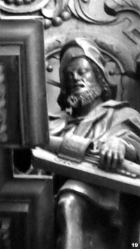 Bois-le-Duc - cathedral organ - sculpture - man playing hurdy-gurdy